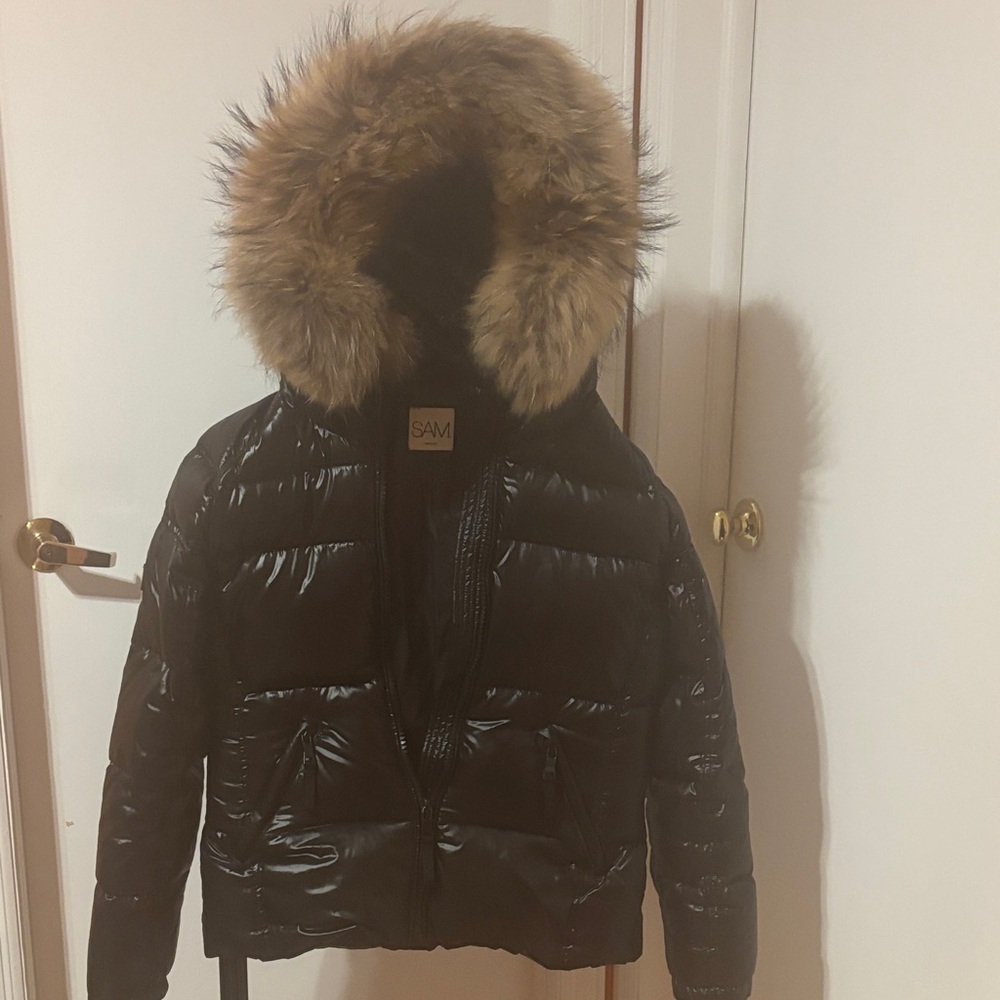 SAM Black Puffer Jacket with Fur Trim sz M